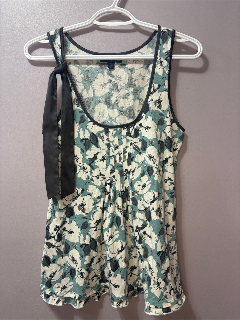 Y2K American Eagle Teal Scoop Neck Floral Tank Top with Satin Bow Accent